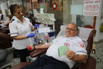 תושב רמת גן תרם 300 מנות דם