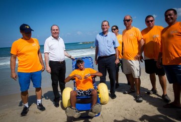 כסאות רחצה לנכים יוצבו בכל החופים המונגשים