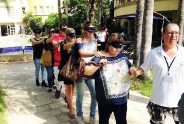 חיפה: לאכול בחושך ולהרגיש כמו מוגבלים