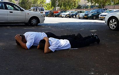עמידה מול מצלמה. תרגיל|צילום: יצחק טסלר פיקוד העורף ערך סדנת תקשורת לראשי ערים