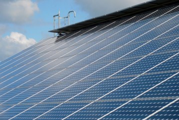 העיריות יקטינו ארנונה על התקנים סולאריים לייצור חשמל