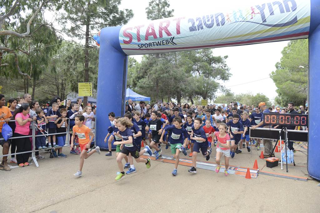 אנו רצים והם רצים. האירוע במשגב|צילום: באדיבות ערן ירדני, שי ארבל, שקד להיס אלפים השתתפו במרוץ משגב ה-33