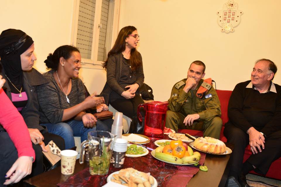 פיקוד העורף בדק סרטוני הסברה בבתי תושבים