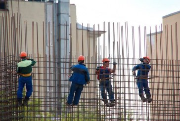 לראשונה: סגירת מפעל בשל העסקת שב”חים