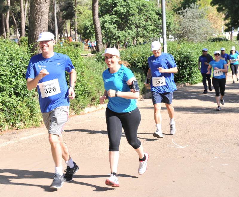 אצל הגברים זכה דווקא אוסטרי. רצי המירוץ הדיפלומטי בפעולה | צילום: אלרם מנדל, משרד החוץ במירוץ הדיפלומטי העולמי הראשון בישראל זכתה עובדת משרד החוץ