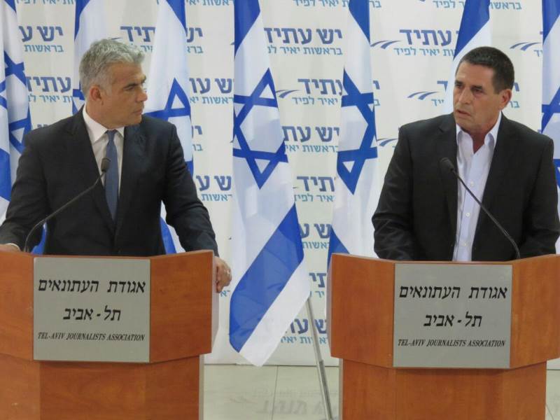 החיזוק של יאיר לפיד מגיע מהמשטרה