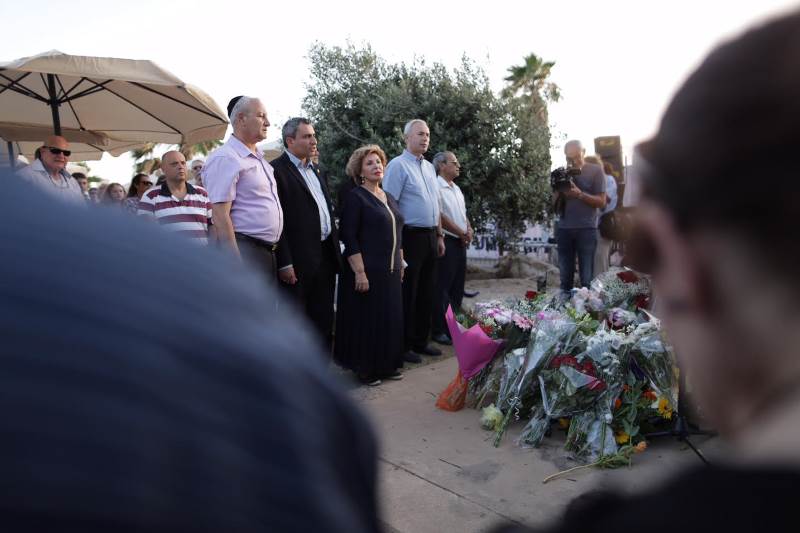 טקס מרגש לזכר הרוגי פיגוע הטרור בדולפינריום