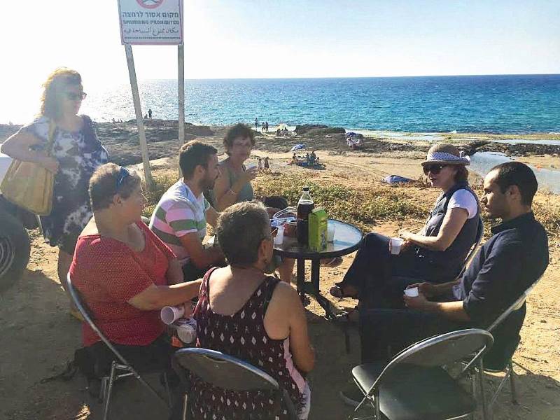 מאבק ארוך. גרמן בחוף אכזיב|צילום: פרטי הכנסת תדון בבנייה באכזיב