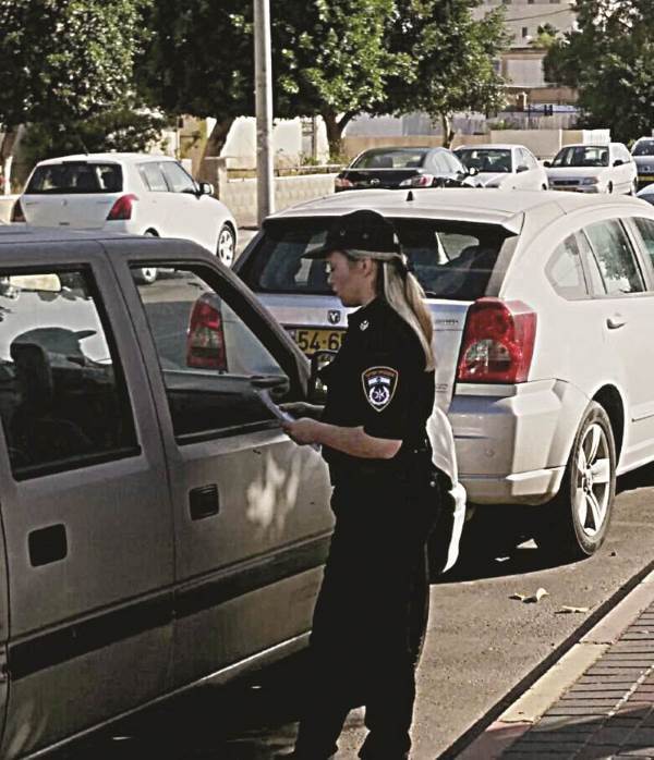 דפי הסבר בהמשך. מבצע אכיפה|צילום: דוברות המשטרה משטרת התנועה תגביר את האכיפה