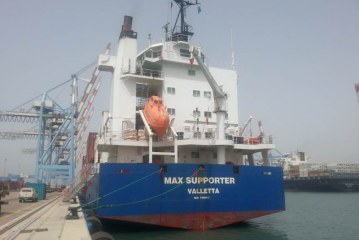 קנסות לבעלי לאוניות ששפכו ביוב לים