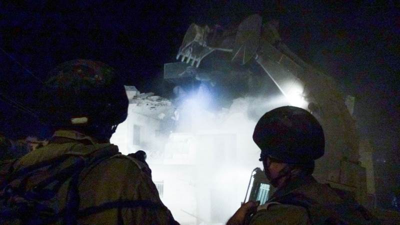 בהתאם להנחיות הדרג המדיני. הרס הבתים|צילום: דו"צ