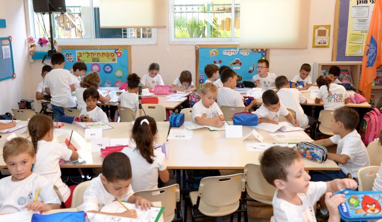 ילדי בית הספר צפויים לאכול בריא יותר | צילום לעמ