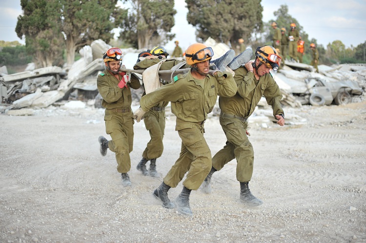 אפשר לפנות למוקד 104. חיילים של פיקוד העורף |צילום: flicker פיקוד העורף החל בתרגיל לאומי
