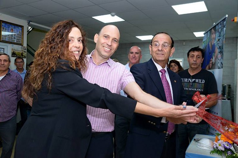 מגמה חדשה לטכנאות שיניים