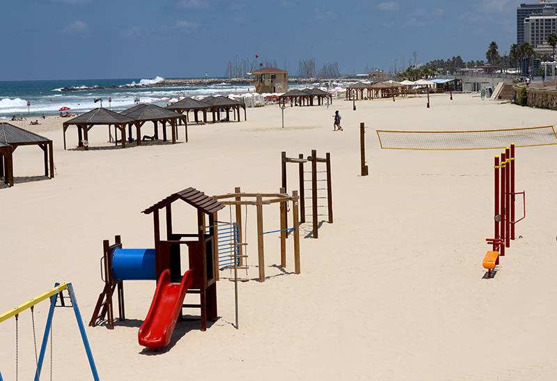 הירוקים דורשים לנקות מאזבסט את מפעל איתנית